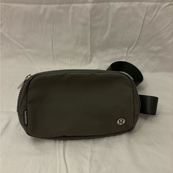 lululemon athletica Handbags - LULULEMON belt bag